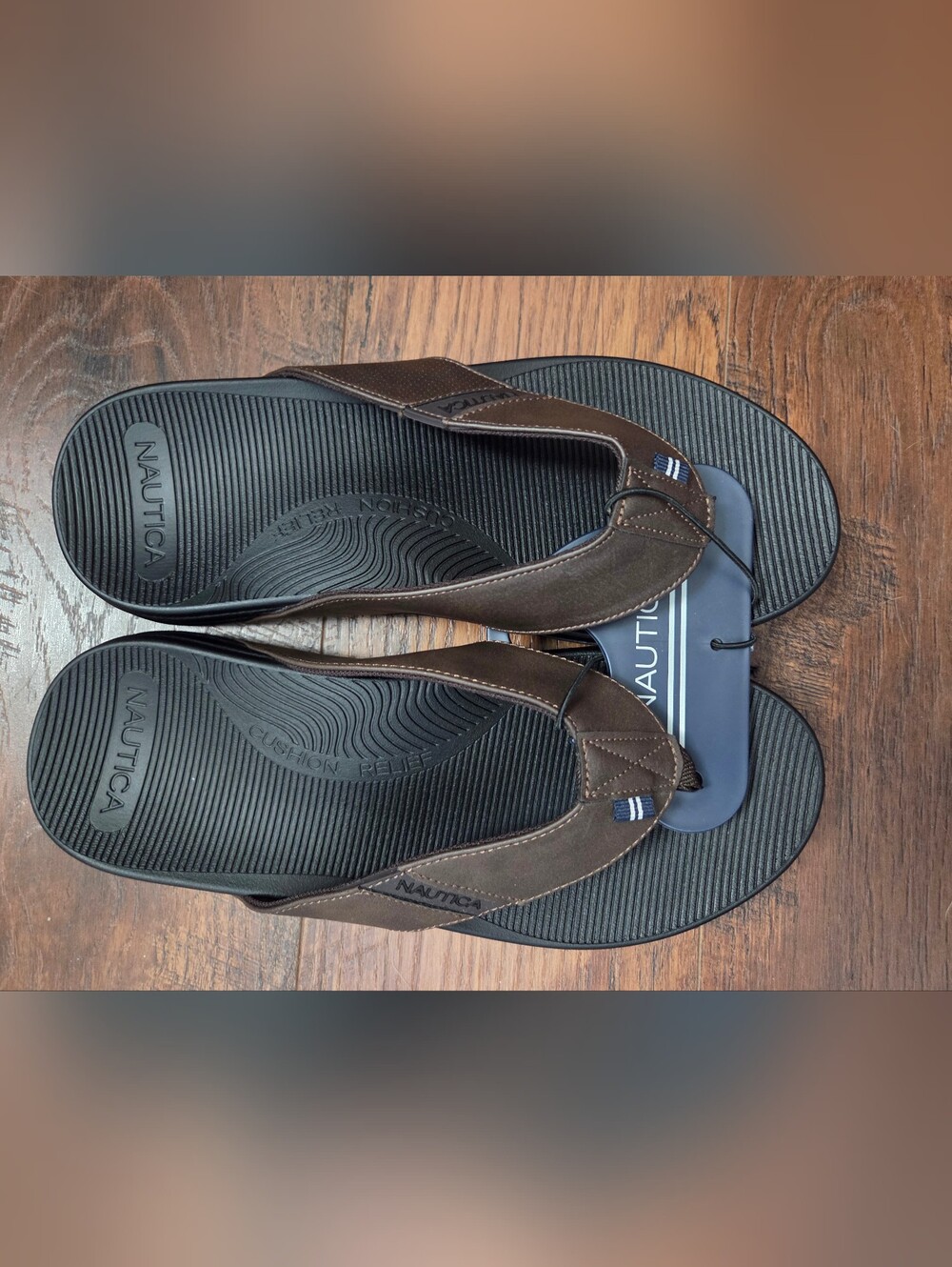 New Nautica Men's Dark Brown Leather & Black Rubber Flip-Flops